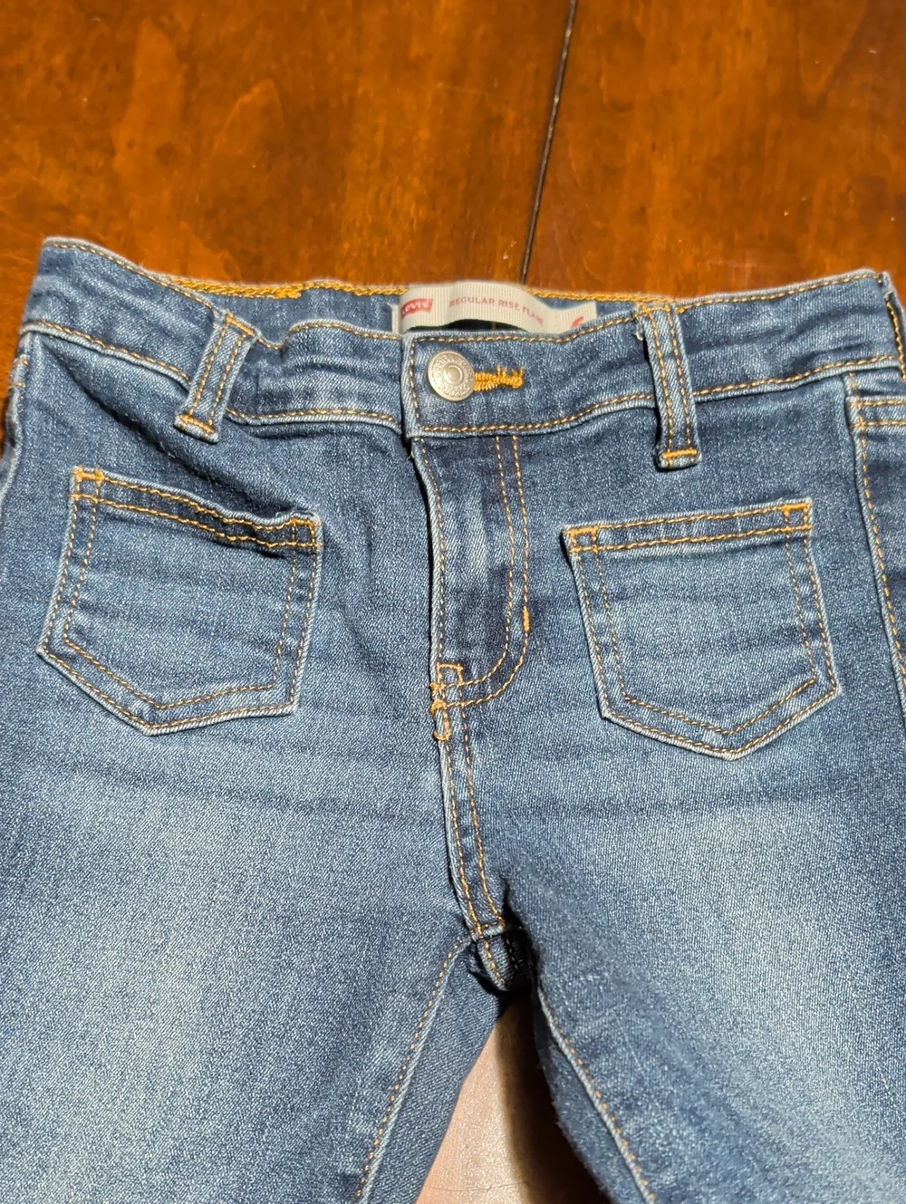 Levis inseam 18